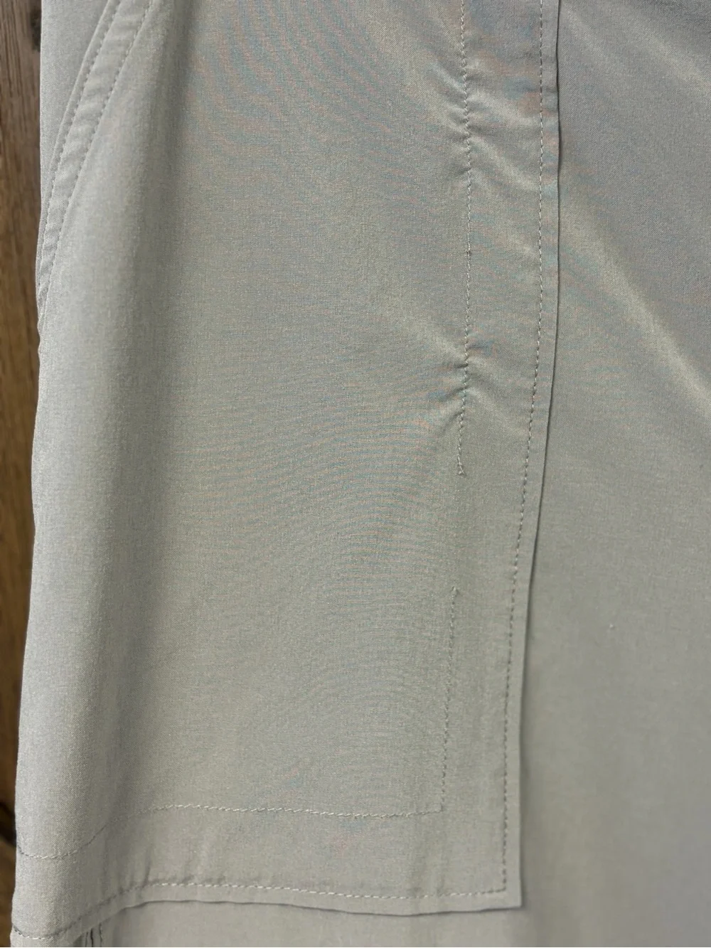 Athleta Chelsea Wide Leg Lightweight Athleisure Travel Pants Tan Size 10T